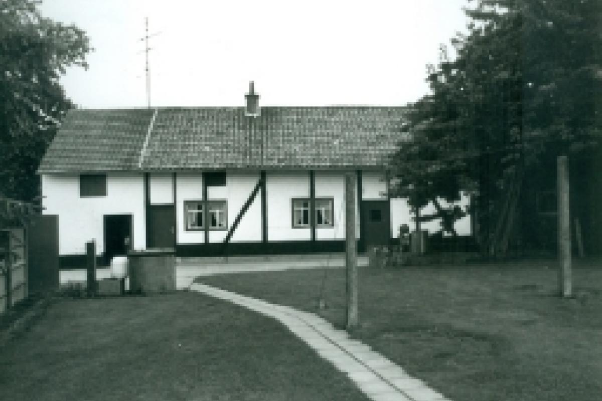 Amandinaweg 58, langgestrekte hoeve