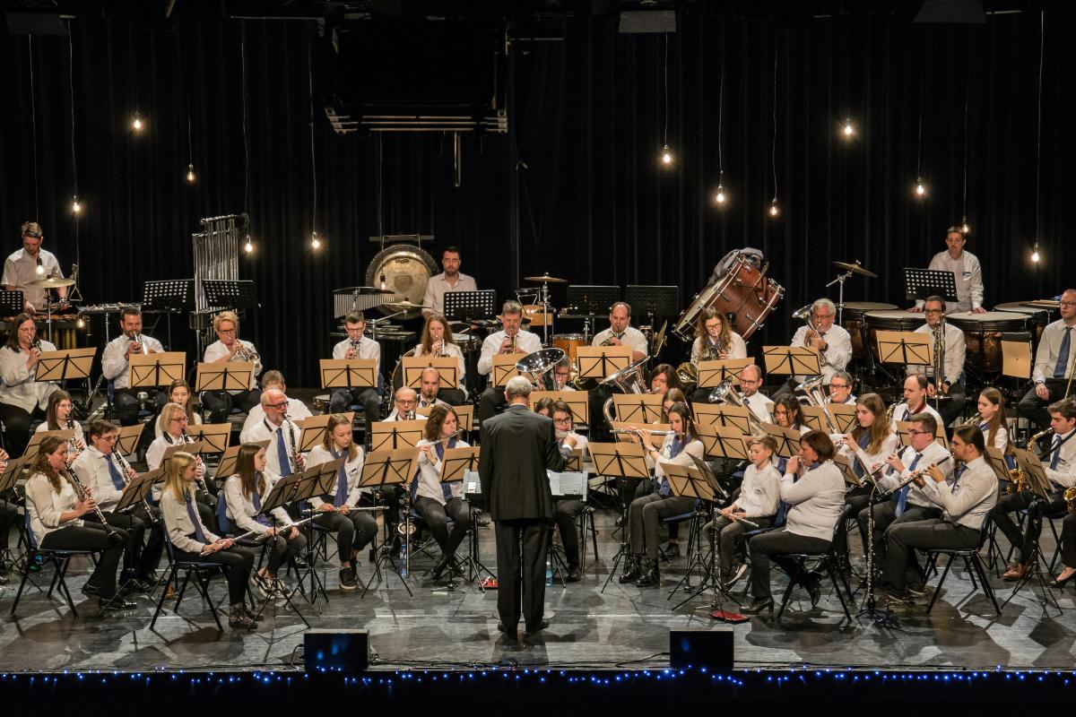 Harmonieorkest Herk-de-Stad en Floris and The Flames © Harmonieorkest Herk-de-Stad