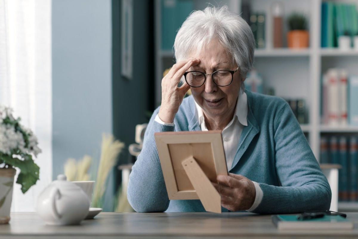 Samen verwerken, begrijpen en groeien in het rouwproces © shutterstock