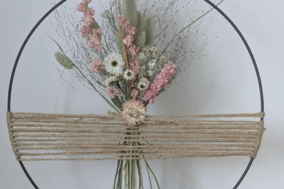Duoworkshop: jongere-volwassene flowerframe met droogbloemen © Natasja Raymaekers