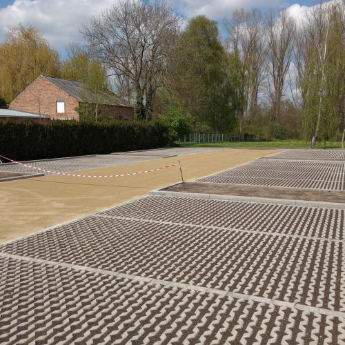 parkeerplaat Schulen afgewerkt