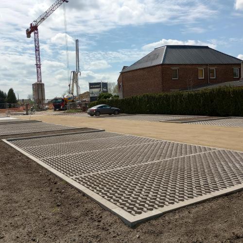 parkeerplaat Schulen afgewerkt